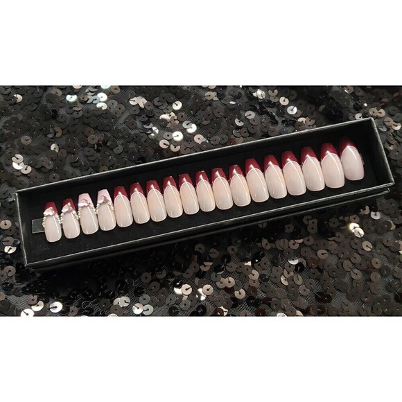 Cabernet Press On Nail Set - Picture 2 of 2